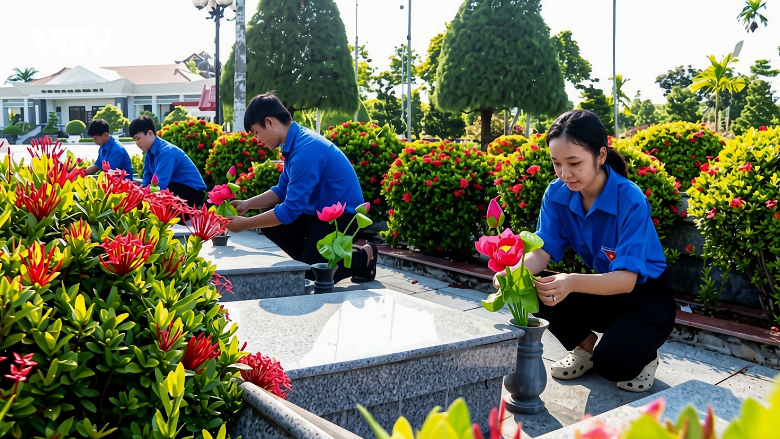 Tuổi trẻ Vĩnh Long đồng loạt ra quân hưởng ứng “Tháng Bảy tri ân”