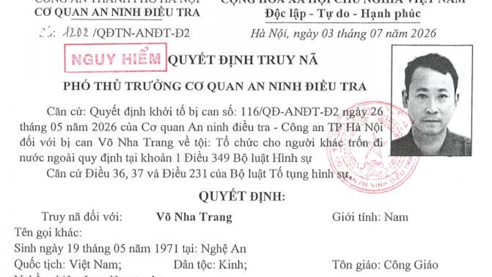 Truy nã đối tượng bị khởi tố về tội tổ chức cho người khác trốn đi nước ngoài