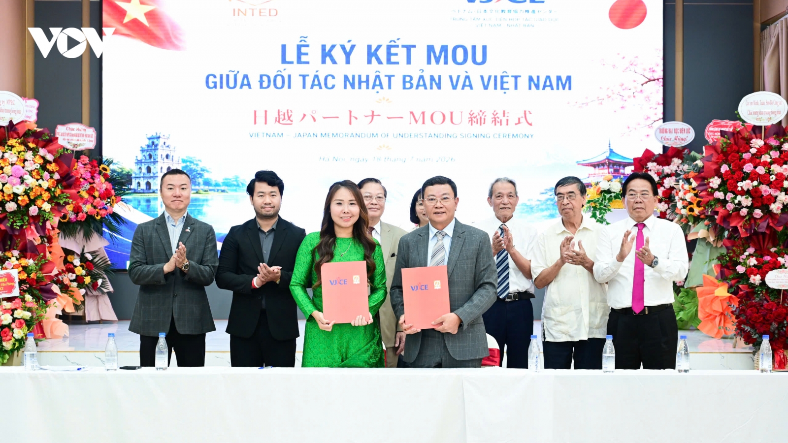 Tăng cường phối hợp phát triển học liệu phục vụ cộng đồng người Việt tại Nhật Bản