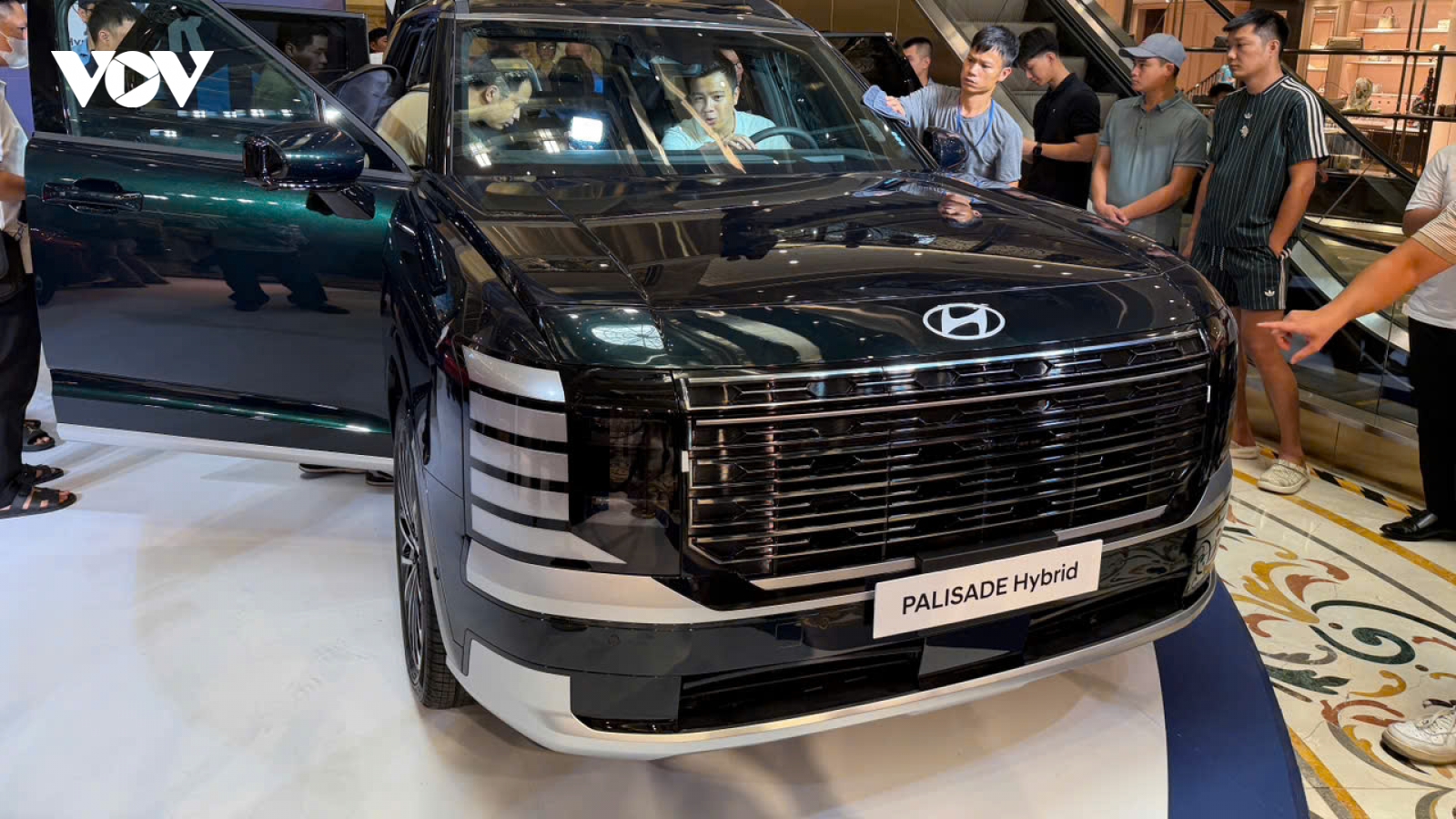 Diện kiến Hyundai Palisade 2026 tại Hà Nội: Ngoại hình vuông vức như xe sang