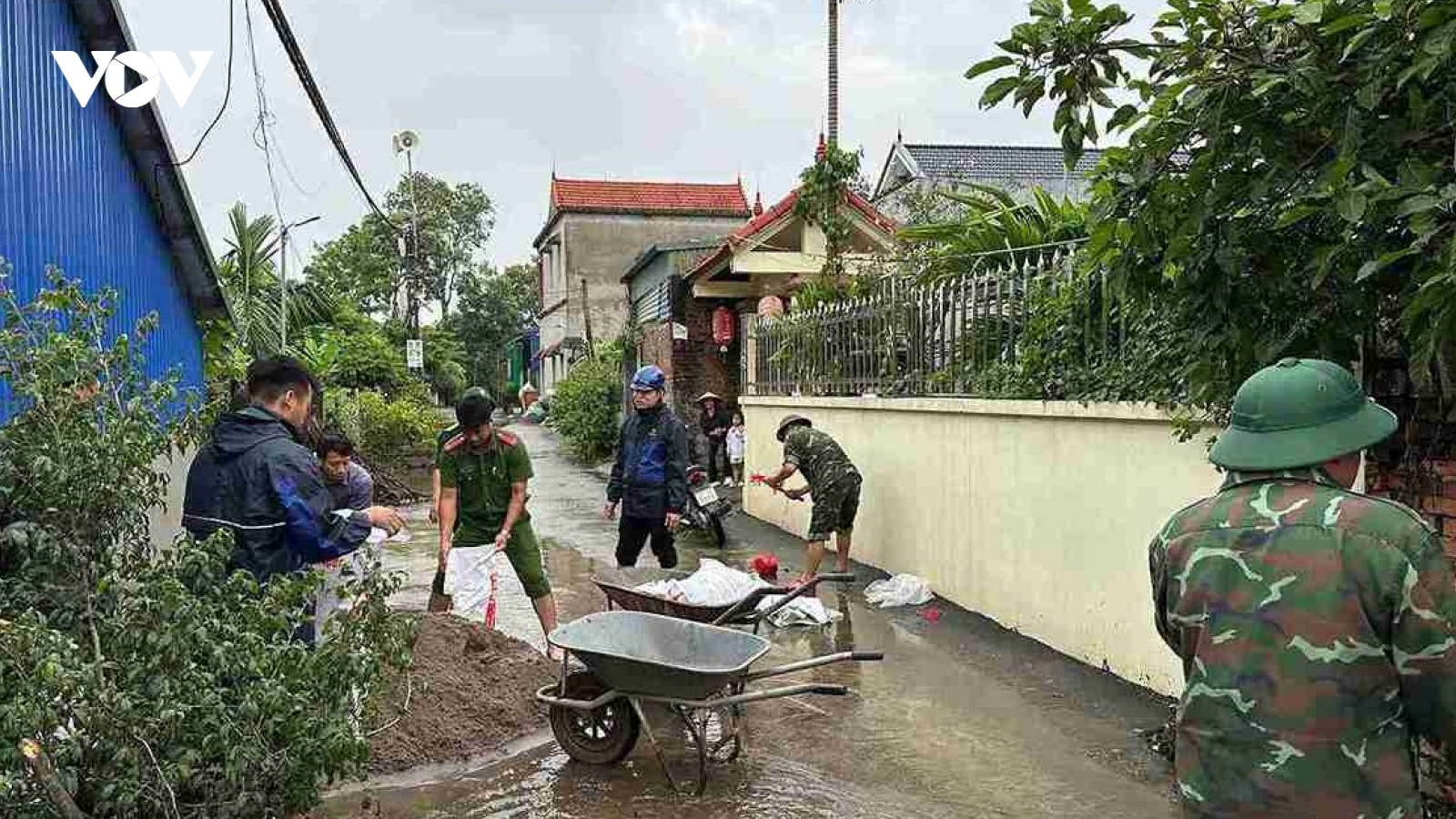Bão số 4 khiến 3.667 ha lúa bị ngập, Hưng Yên vận hành 126 trạm bơm tiêu phòng úng