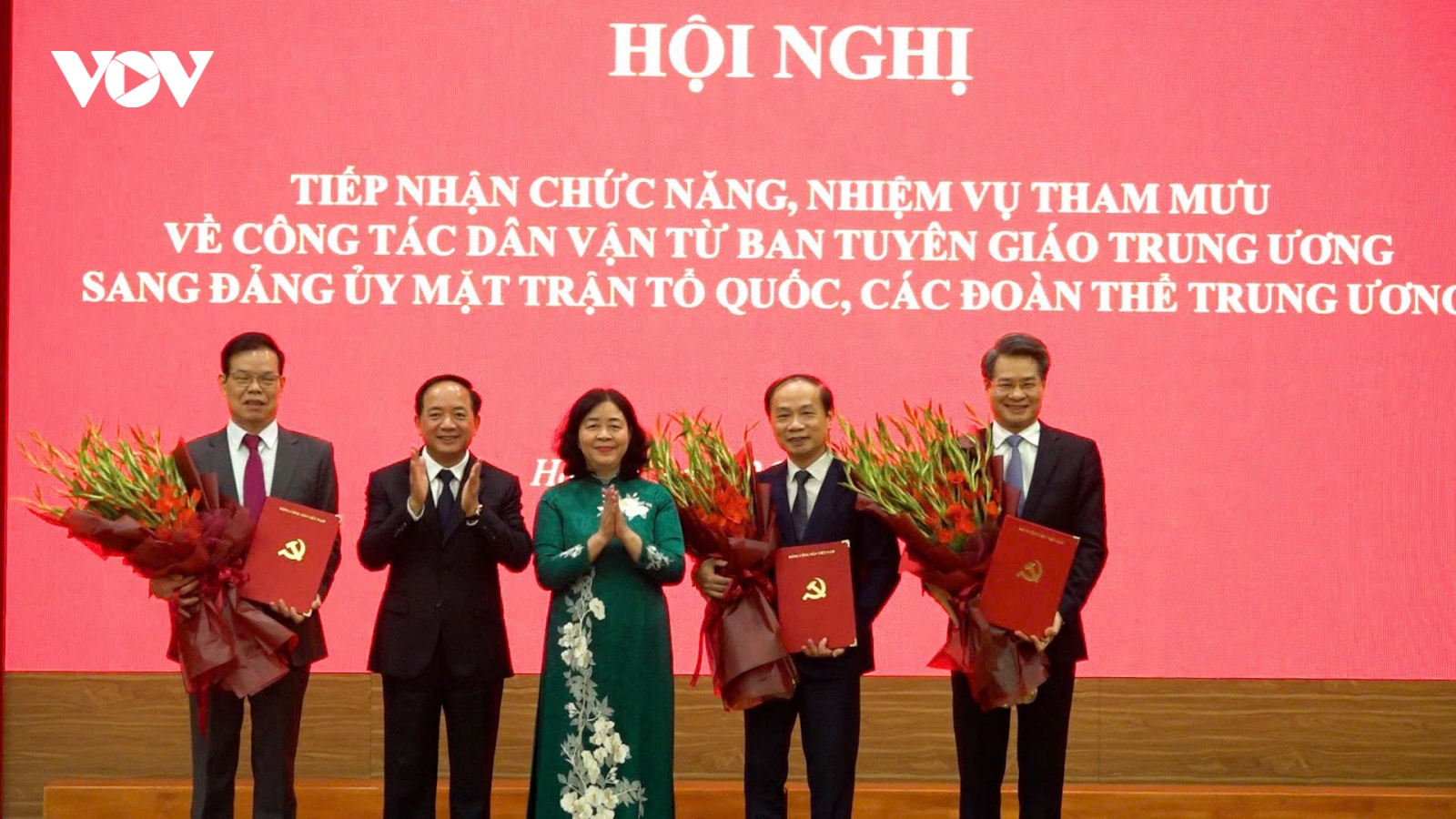 Đảng ủy MTTQ, các đoàn thể Trung ương tiếp nhận chức năng, nhiệm vụ mới