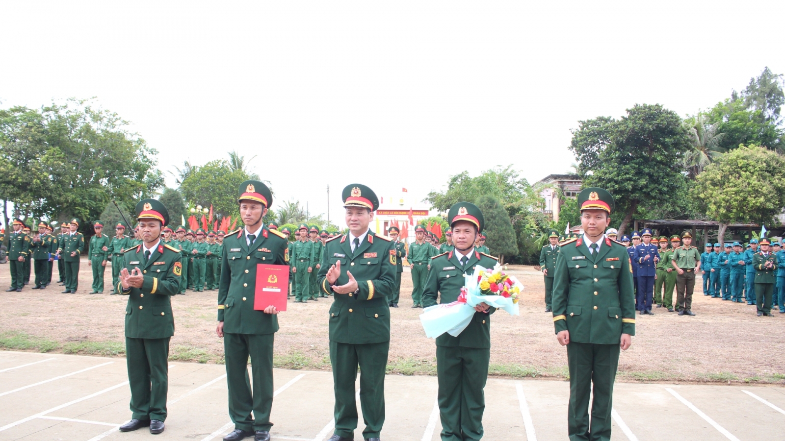 Công bố Quyết định thành lập Tiểu đoàn Hỗn hợp Lý Sơn, tỉnh Quảng Ngãi