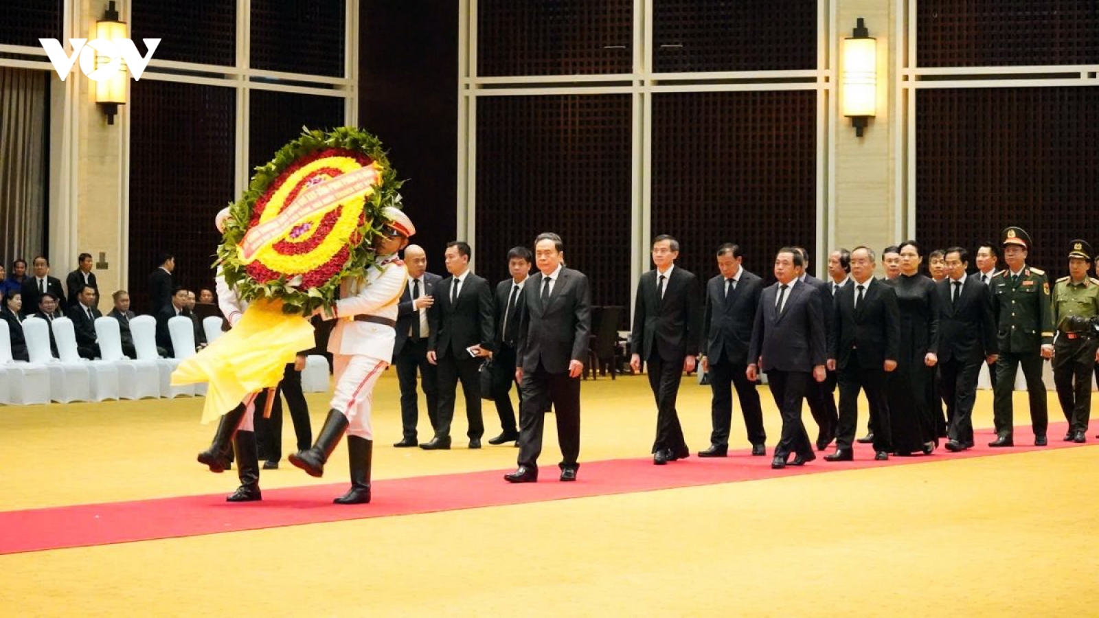 NA leader Tran Thanh Man pays tribute to Lao counterpart Xaysomphone Phomvihane