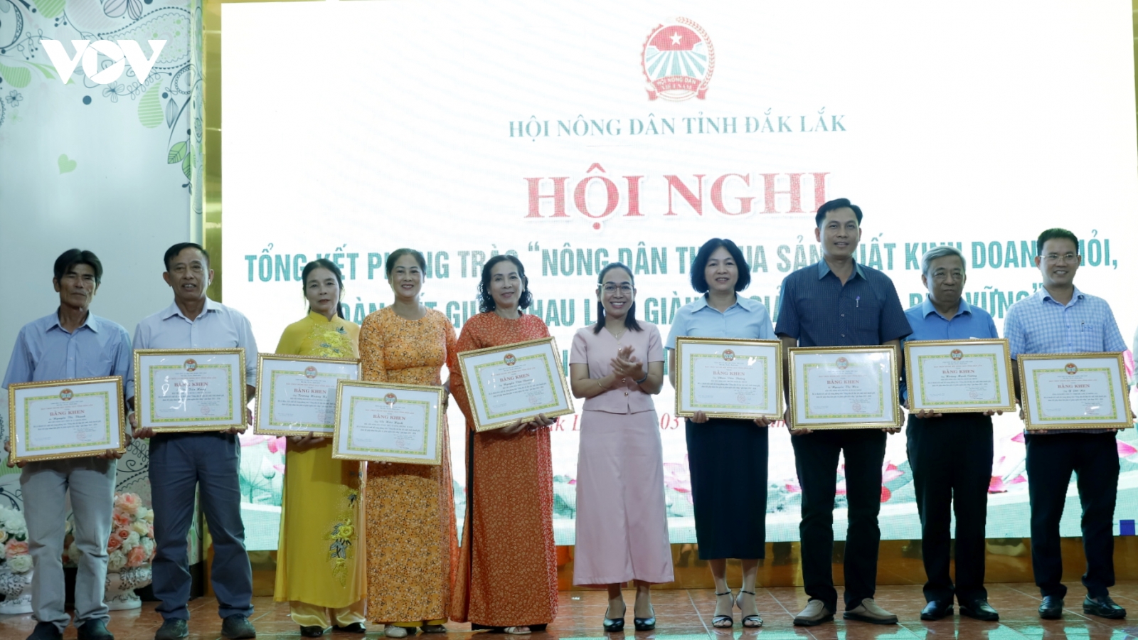 Đắk Lắk phát động phong trào nông dân thi đua gắn với chuyển đổi số