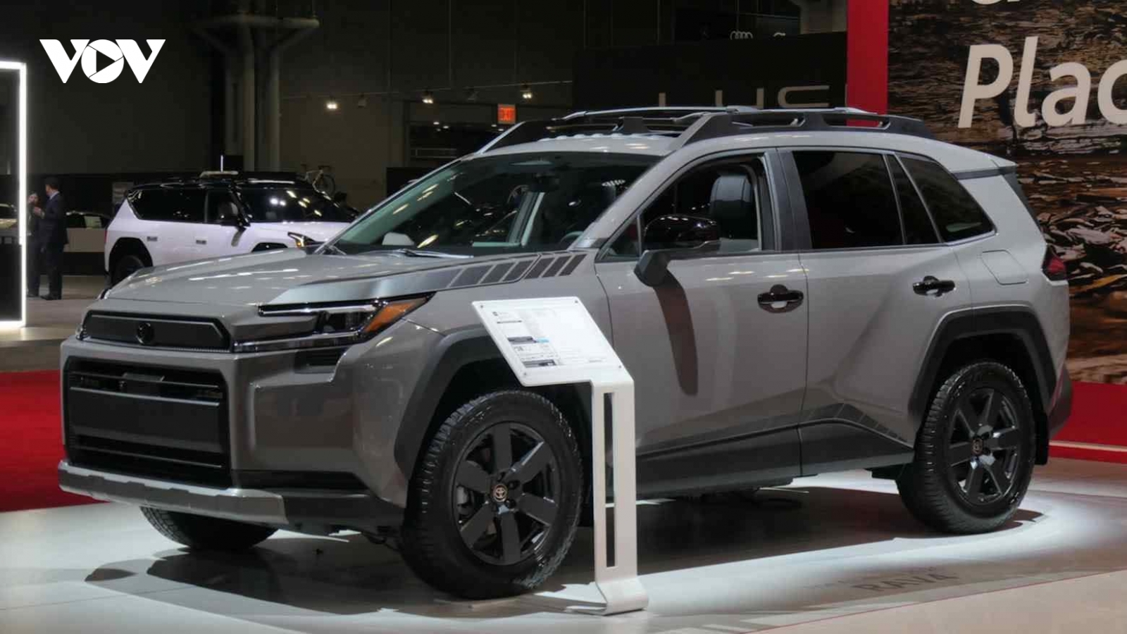 Toyota tiếp tục là hãng xe bán chạy nhất thế giới, giữ ngôi vương suốt 7 năm