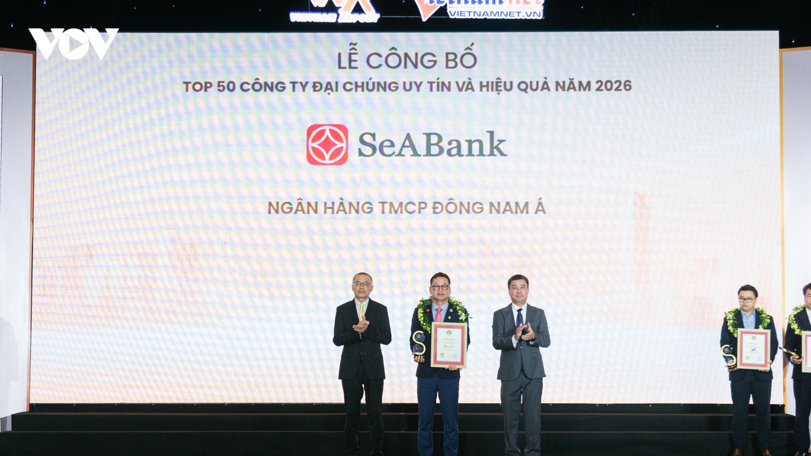 SeABank được vinh danh trong 2 bảng xếp hạng uy tín