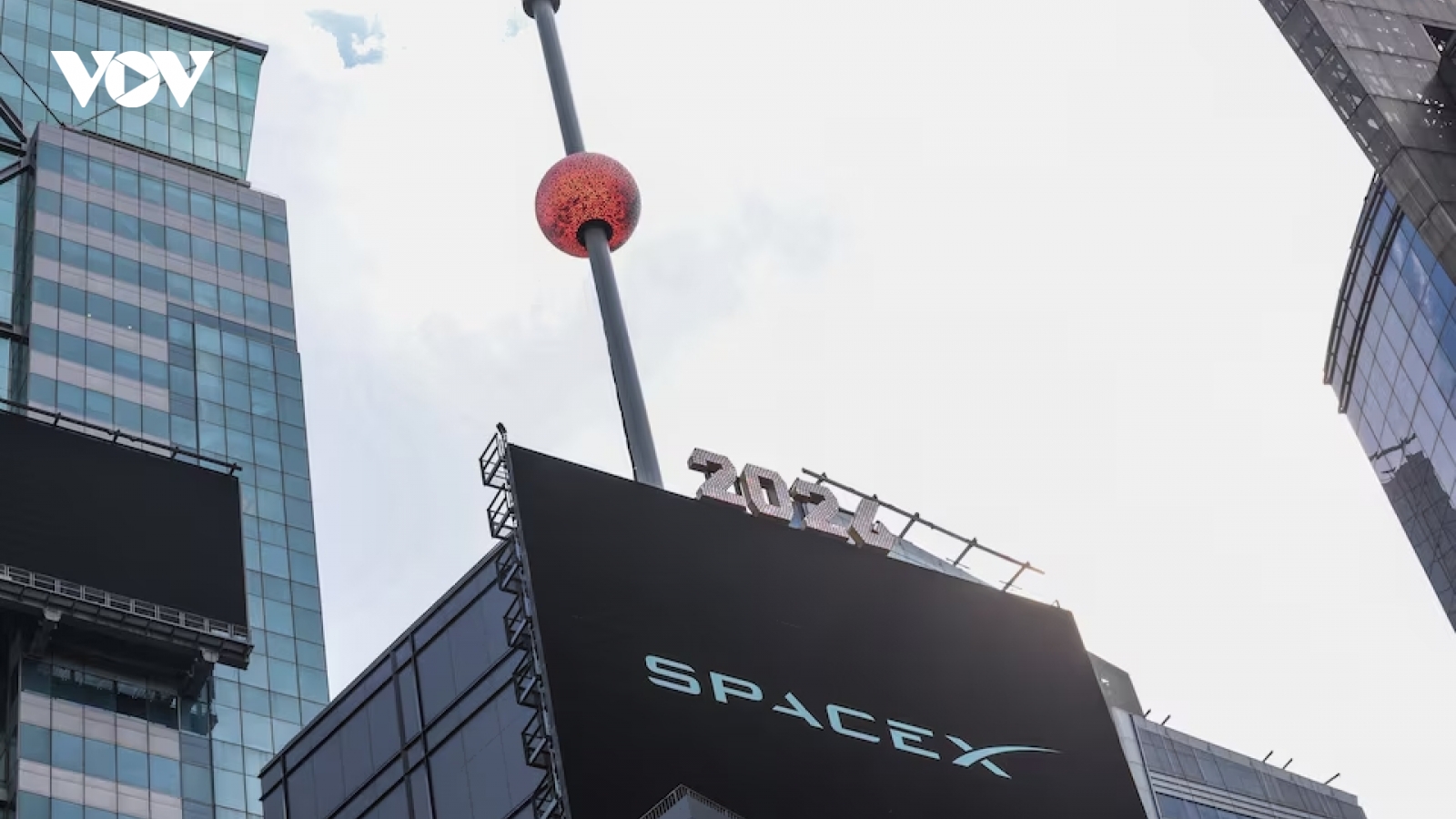 Ba Lan yêu cầu SpaceX khôi phục quyền chuyển vùng châu Âu cho người dùng nước này