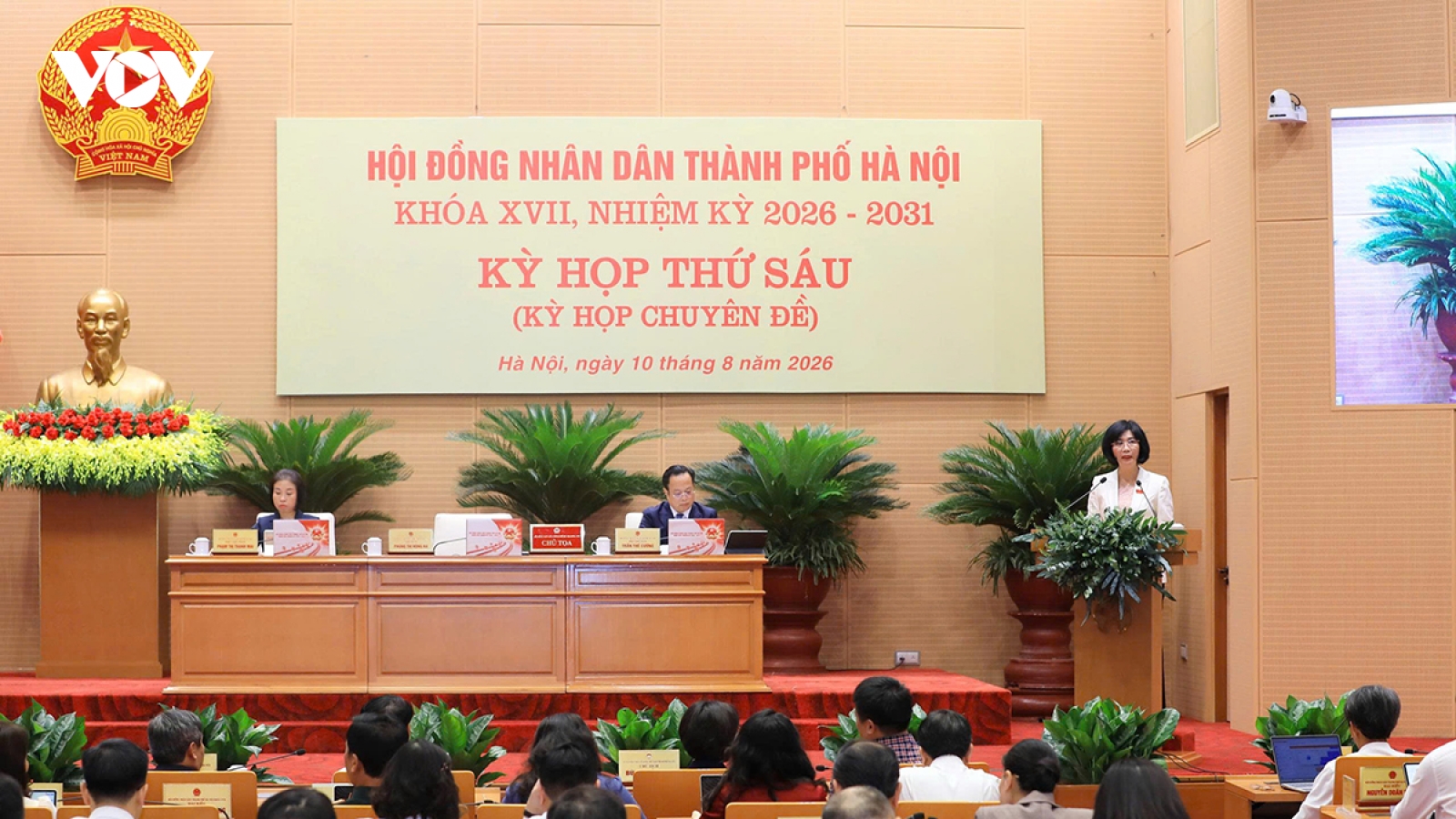 HĐND TP Hà Nội xem xét sắp xếp lại các cơ quan chuyên môn
