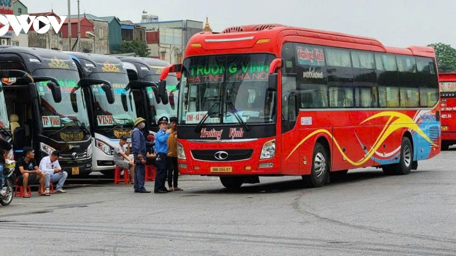 Thủ tướng chỉ đạo siết chặt an toàn giao thông với xe khách, xe tải lớn