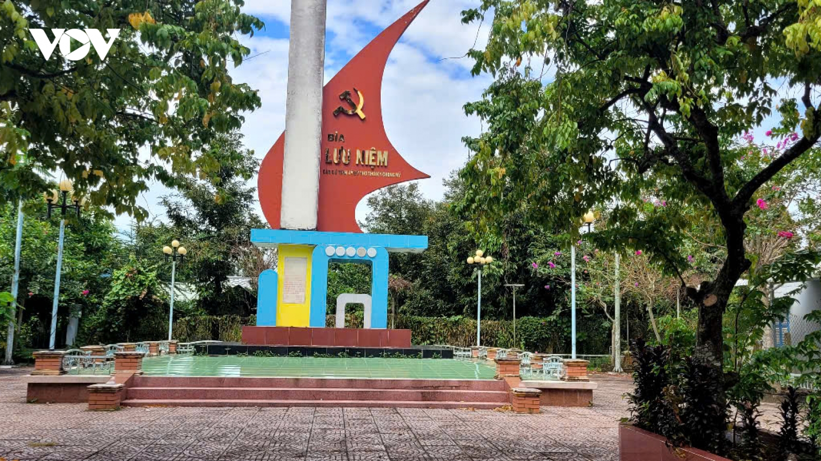 Trồng “cây làm giàu”, nhiều gia đình ở vùng quê cách mạng Long Tiên đổi đời
