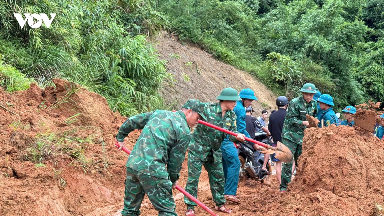 Bộ đội Biên phòng Thanh Hóa chủ động ứng phó, bảo đảm an toàn cho nhân dân