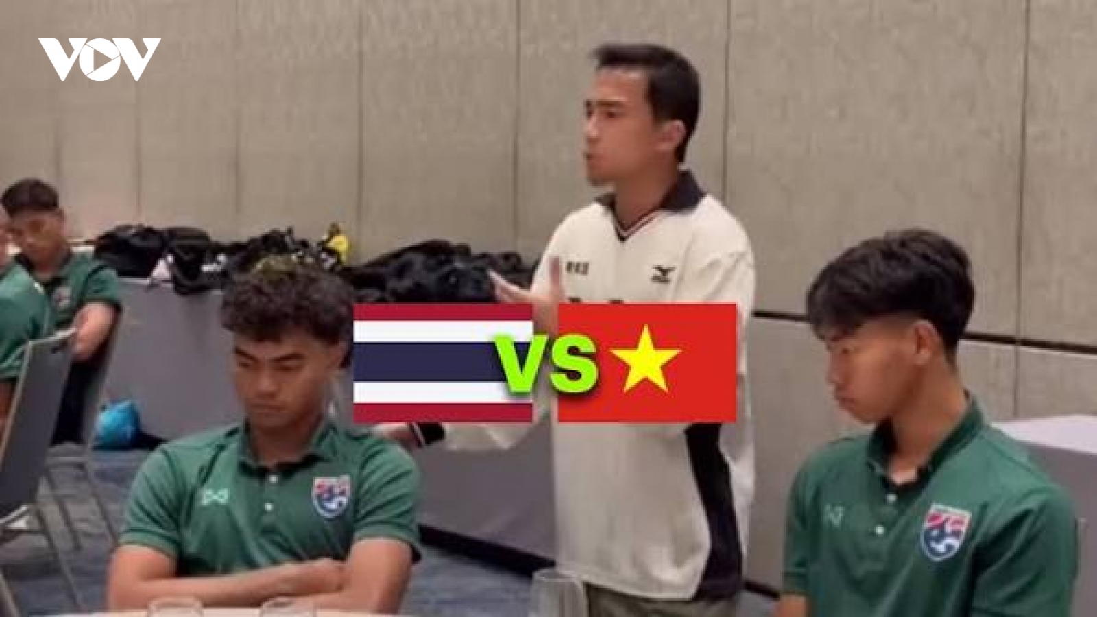 Chanathip "thổi lửa" vào chung kết Thái Lan vs Việt Nam