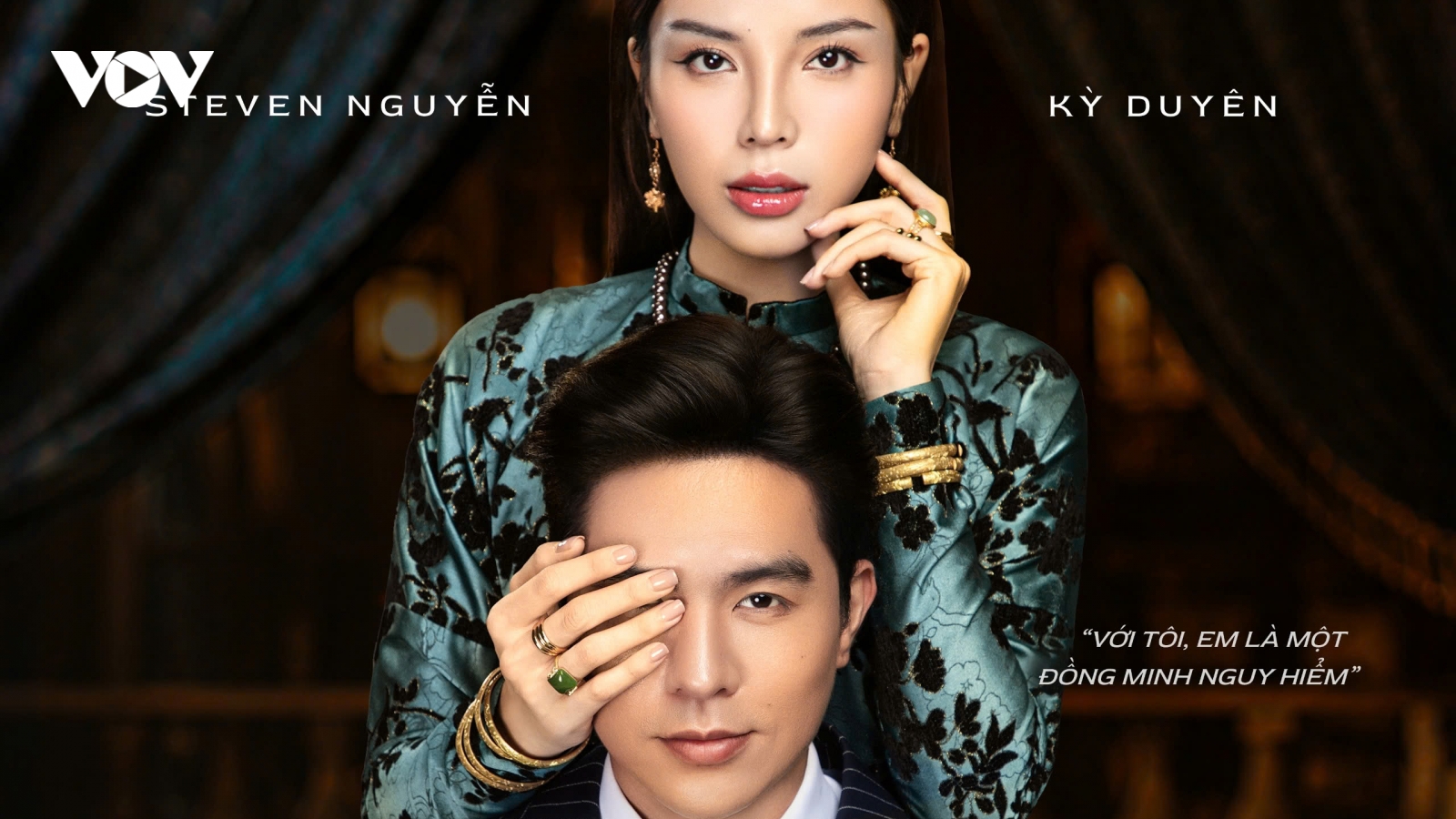 Kỳ Duyên - Steven Nguyễn gây tò mò với loạt cảnh táo bạo trong Chị chị em em 3