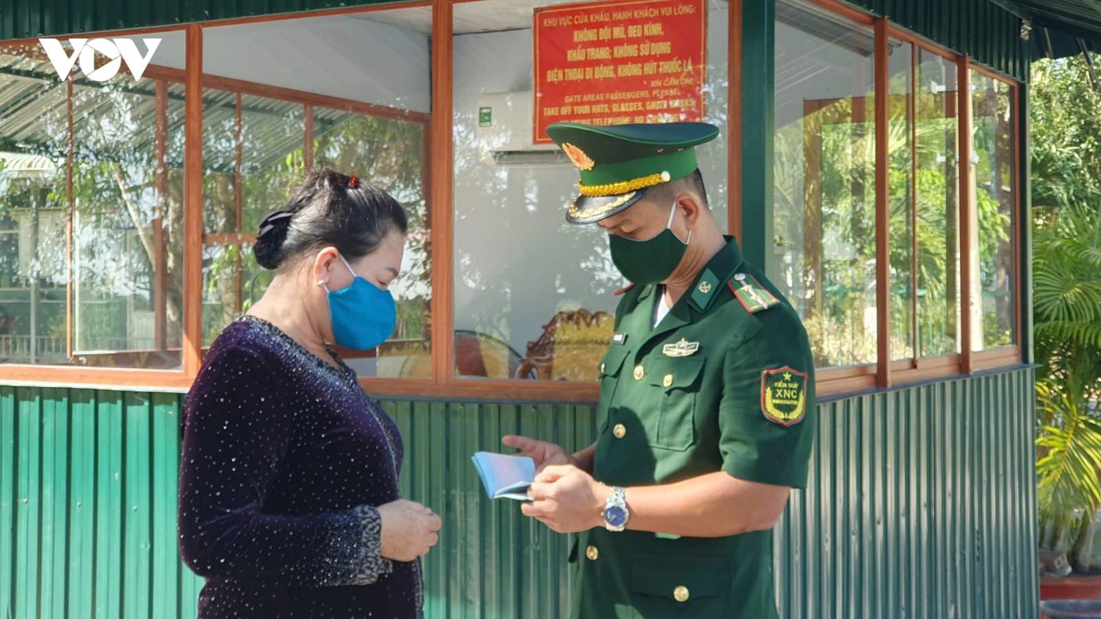 Tây Ninh cảnh báo bẫy "việc nhẹ lương cao" ở Campuchia