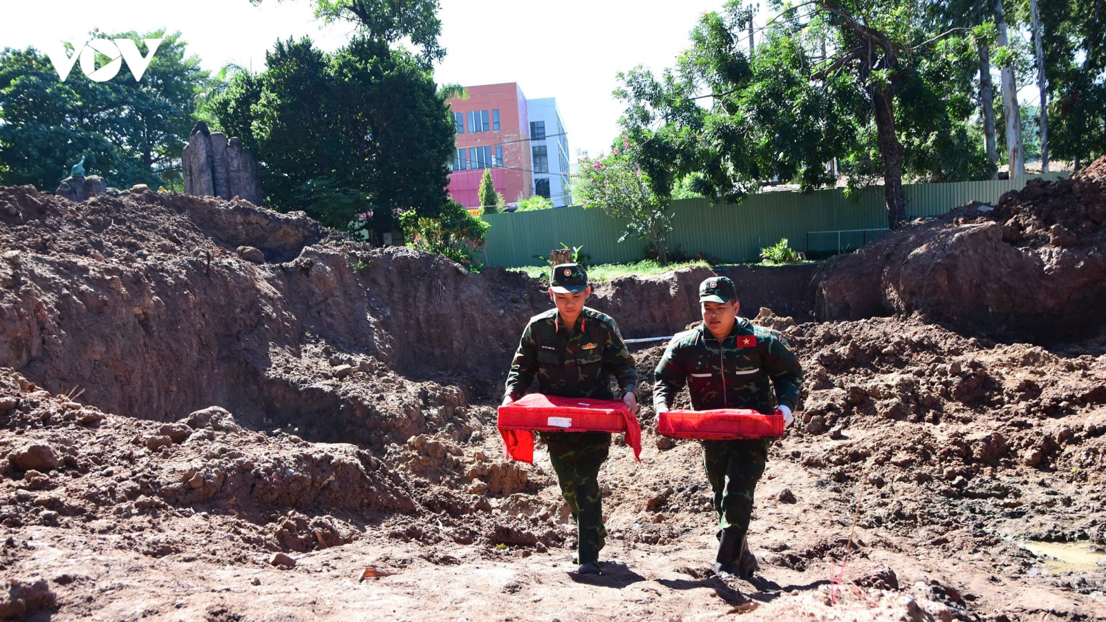 Quy tập thêm 9 hài cốt liệt sĩ tại Công viên Lê Thị Riêng