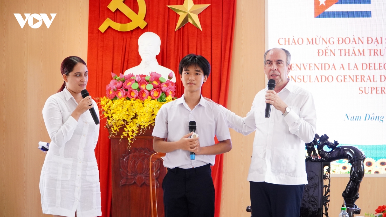 Sẵn sàng dành học bổng cho học sinh, sinh viên Việt Nam sang Cuba học tập