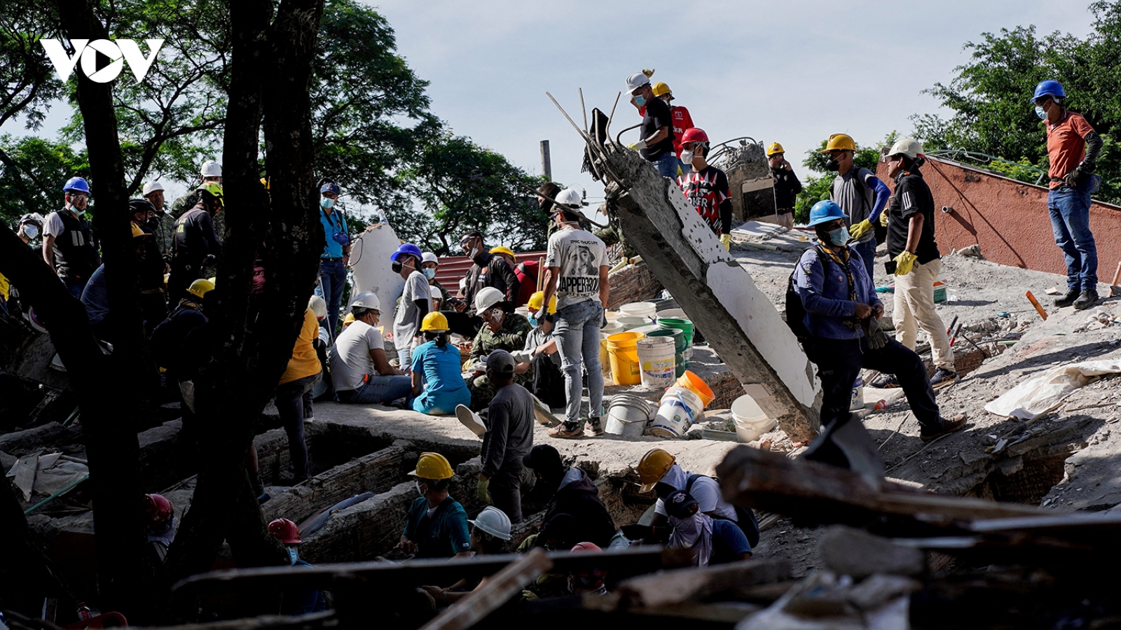 Colombia khẩn trương cứu hộ, khắc phục hậu quả động đất