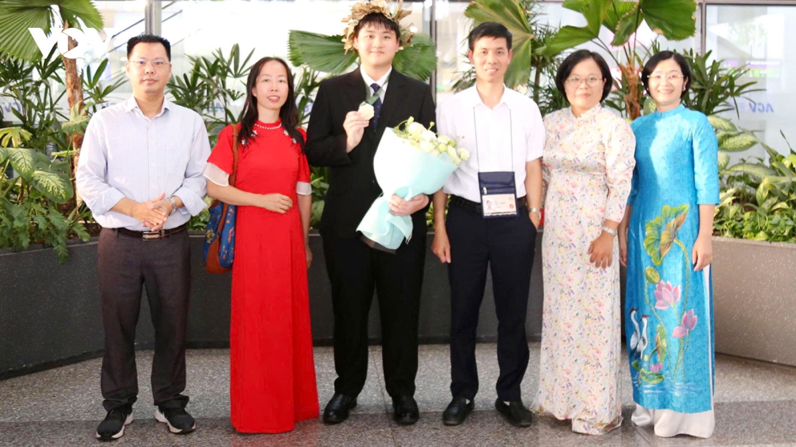 Chủ tịch tỉnh Bắc Ninh khen thưởng lớn cho 5 học sinh đoạt huy chương quốc tế