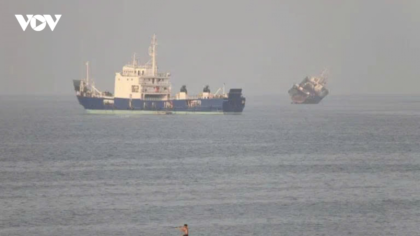 Đàm phán Iran-Oman về eo Hormuz tiến triển, hơn 1.000 tàu lưu thông trong 3 tháng
