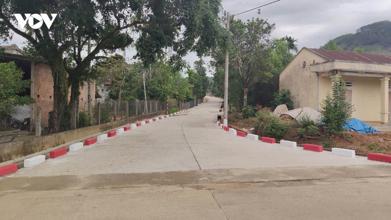 Hỗ trợ đồng bào dân tộc thiểu số Quảng Ngãi thoát nghèo bền vững