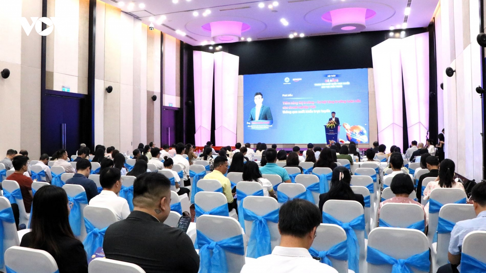 Đà Nẵng hướng đến Trung tâm xuất khẩu trực tuyến miền Trung