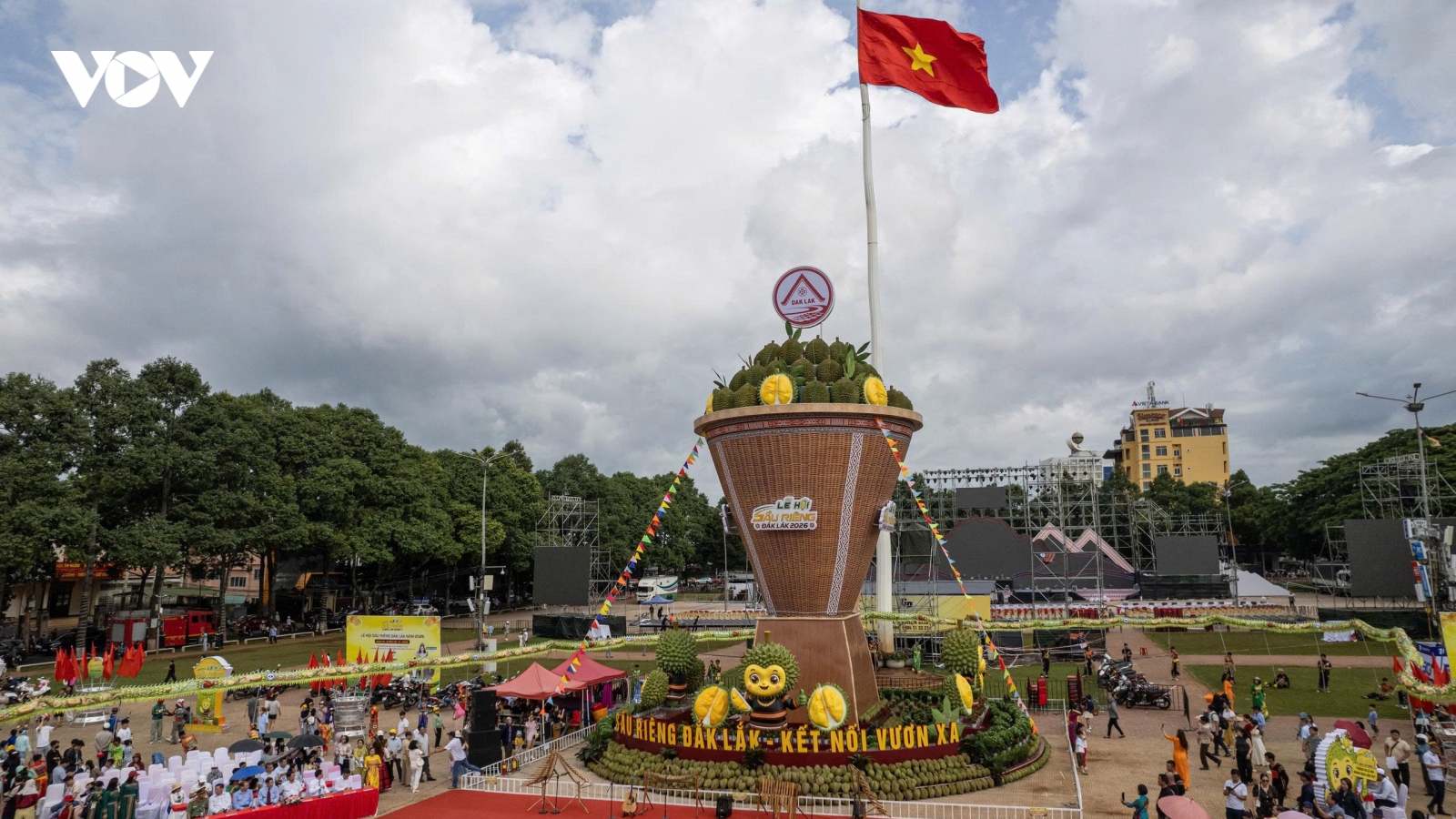 Đắk Lắk dựng “gùi khổng lồ” chở khát vọng sầu riêng vươn xa