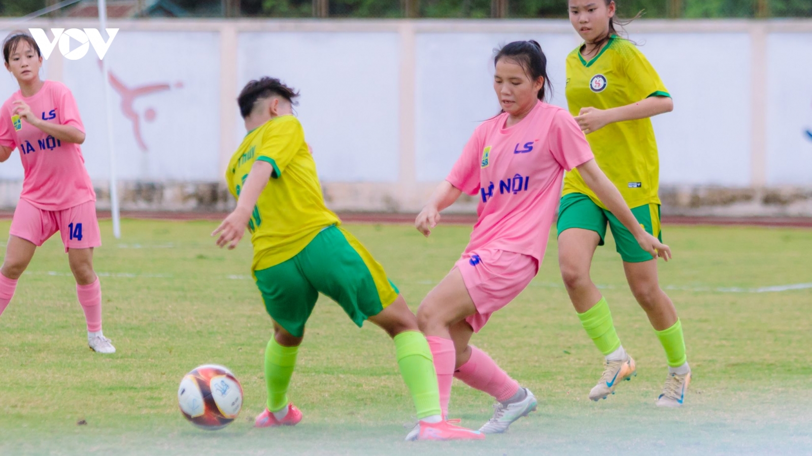 Kết quả bóng đá Việt Nam hôm nay 1/8: Hà Nội giành trọn 3 điểm ở giải U16 nữ