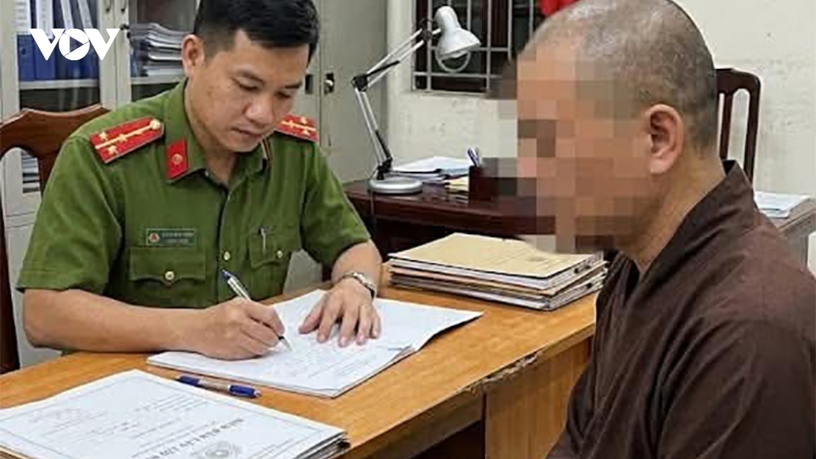 Khởi tố, bắt tạm giam người đánh 5 chú tiểu tại chùa Bầu, Phú Thọ