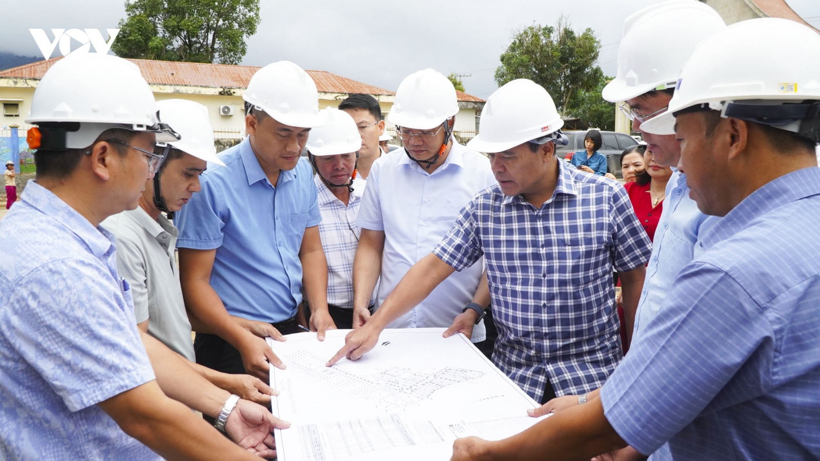 Tăng ca, tăng kíp hoàn thiện 4 trường nội trú vùng biên giới Quảng Ngãi
