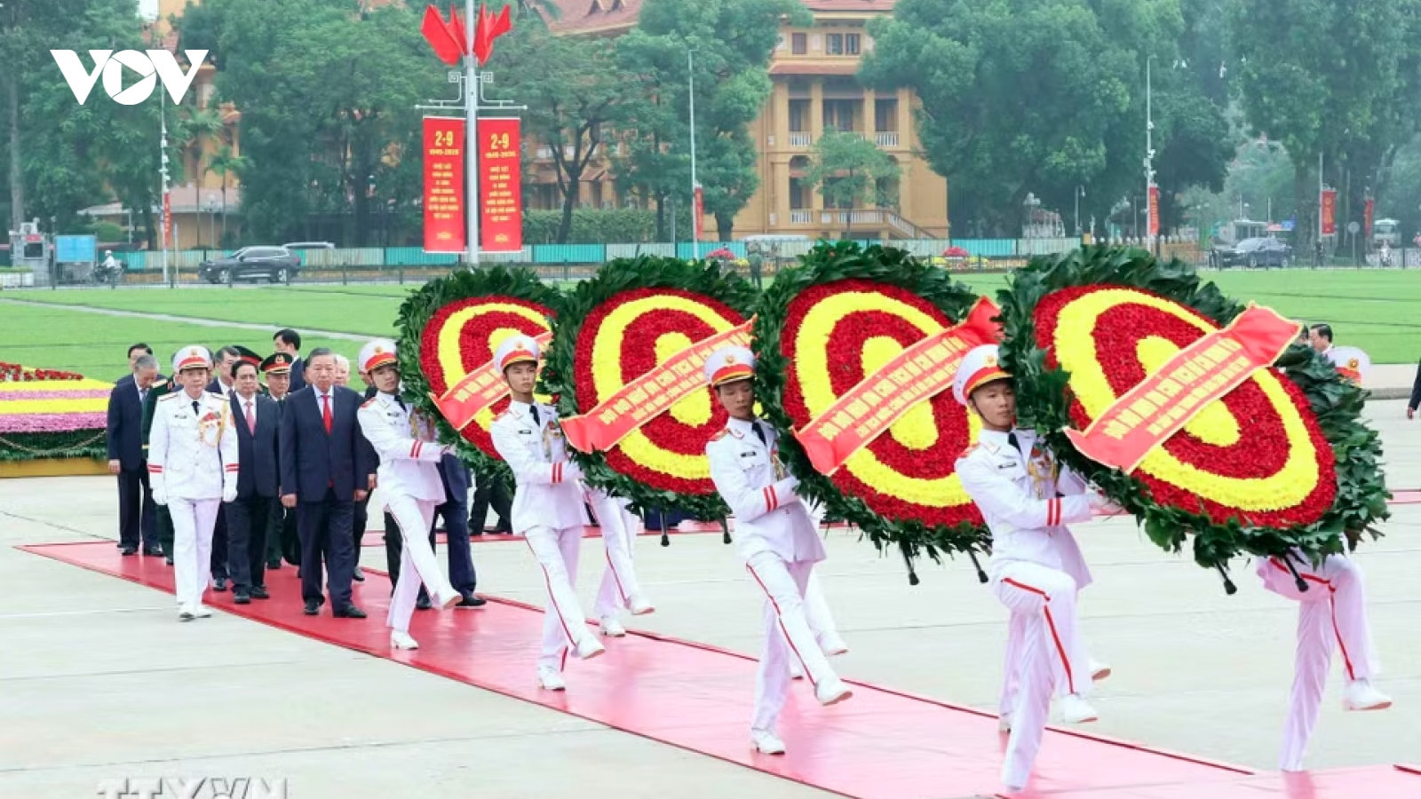 Lãnh đạo Đảng, Nhà nước vào Lăng viếng Chủ tịch Hồ Chí Minh dịp Quốc khánh