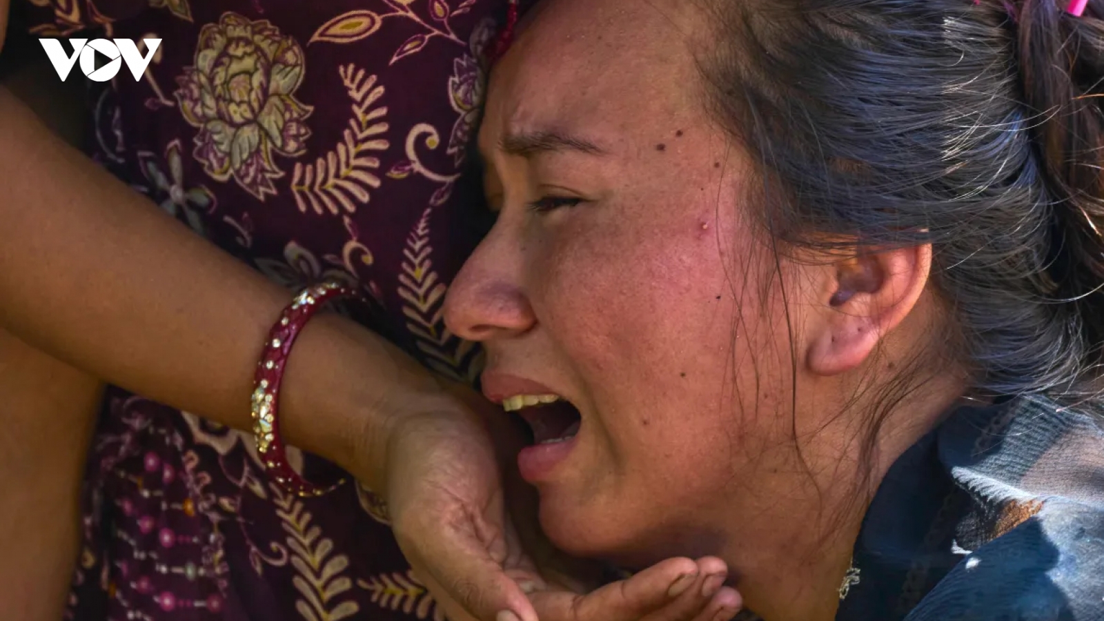 Nỗi đau người ở lại sau thảm họa lũ quét ở Nepal