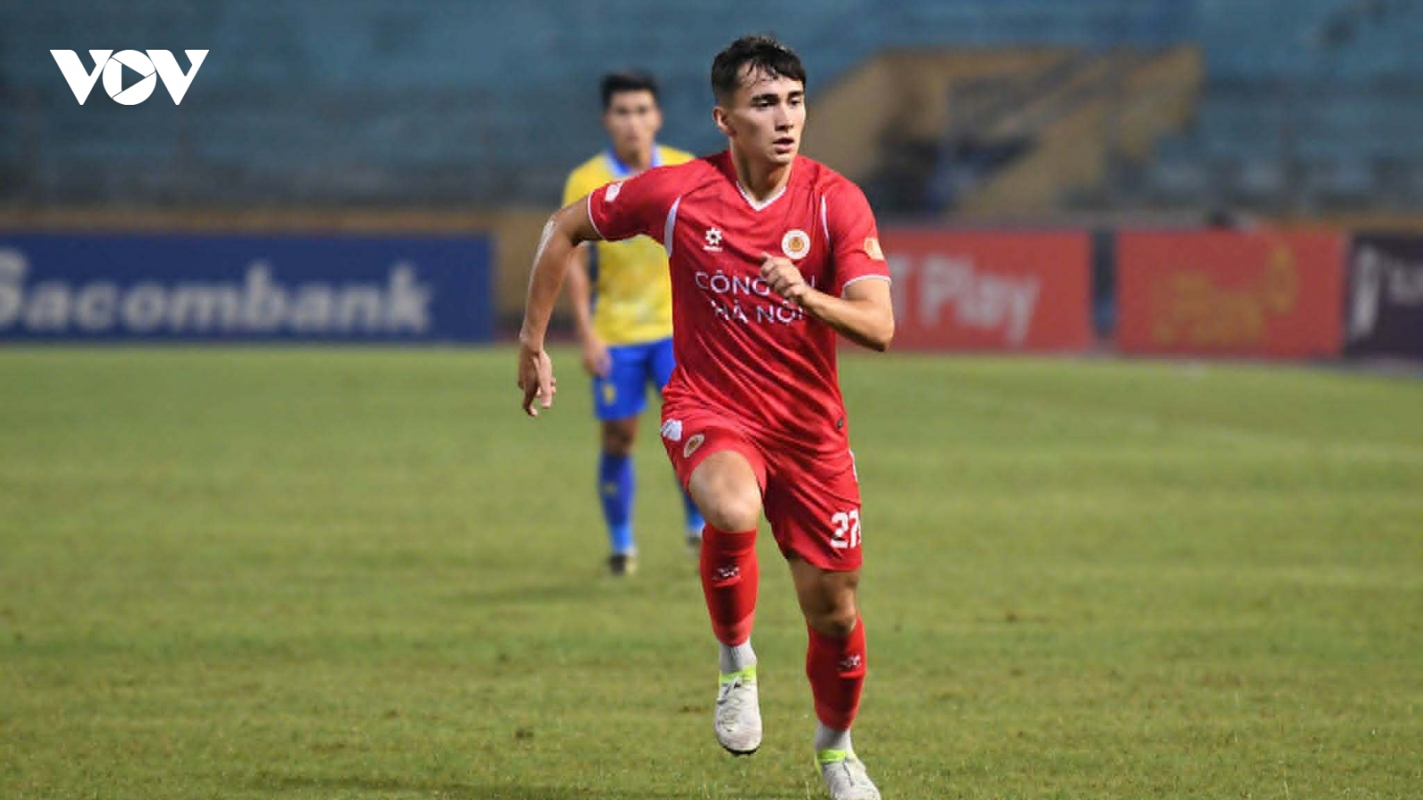 Chuyển nhượng V-League 2026/2027 mới nhất: Cầu thủ Việt kiều chia tay CLB CAHN