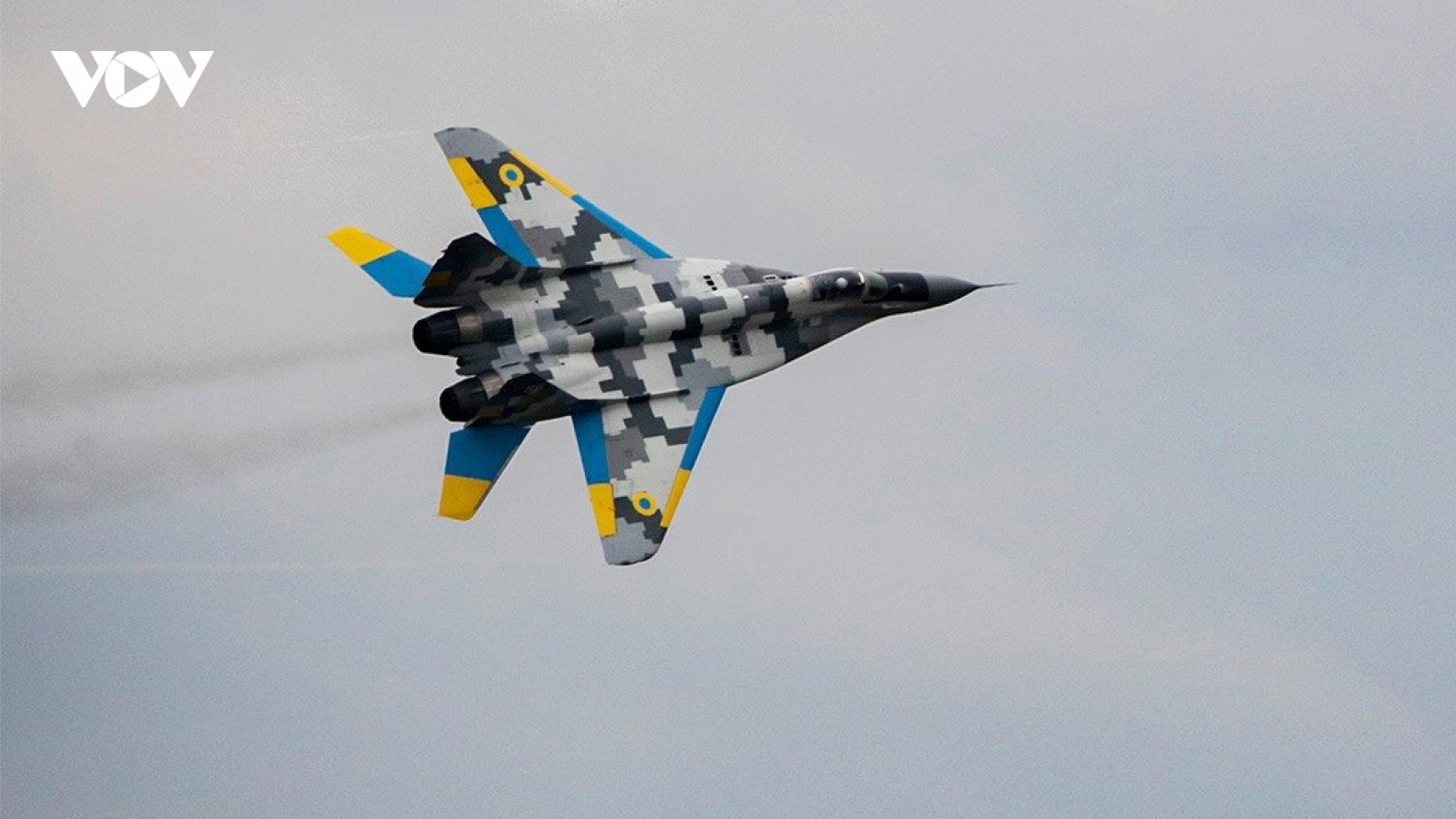 Tiêm kích MiG-29 Ukraine bốc cháy, phi công thoát nạn