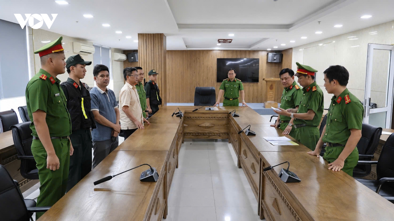 Nóng 24h ngày 2/8: Triệt phá đường dây mua bán trái phép hóa đơn hơn 2.000 tỷ đồng