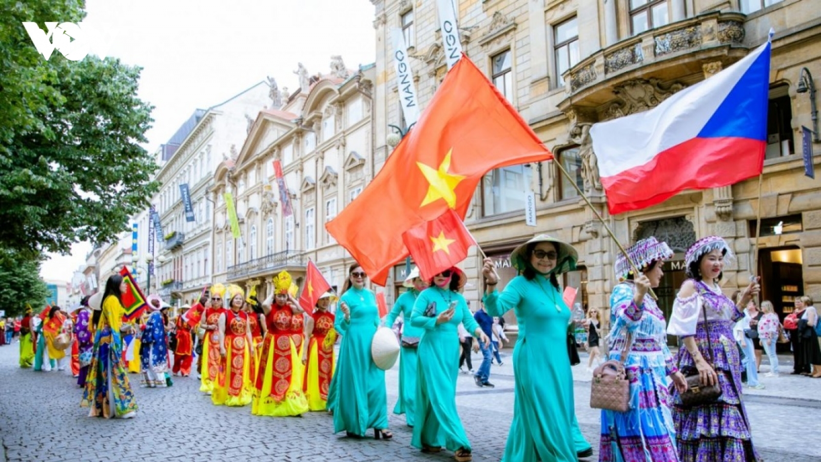 Cơ quan đại diện ở nước ngoài phải là "bộ cảm biến" chiến lược của đất nước
