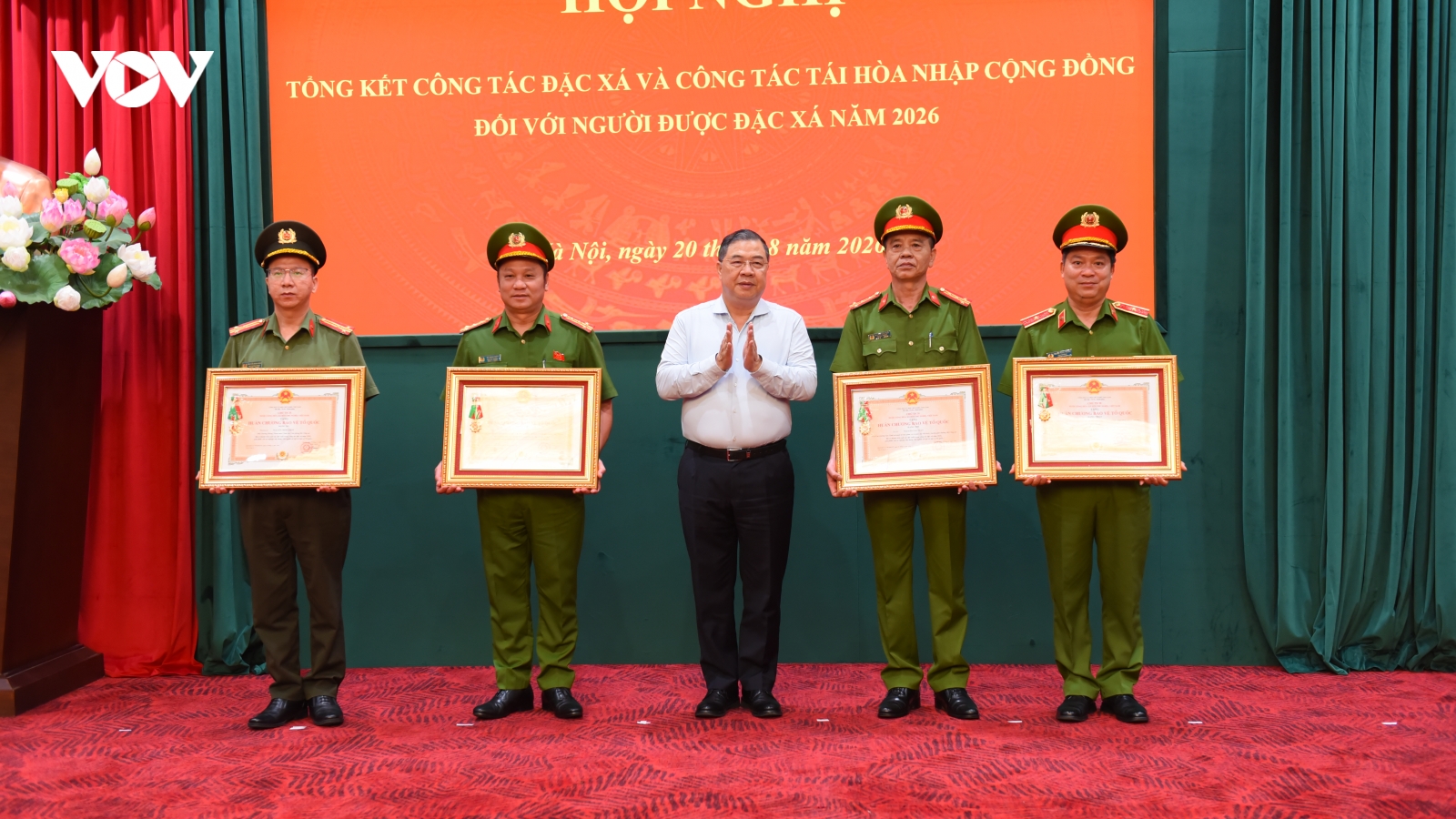 Phó Thủ tướng Thường trực Phạm Gia Túc dự hội nghị tổng kết công tác đặc xá