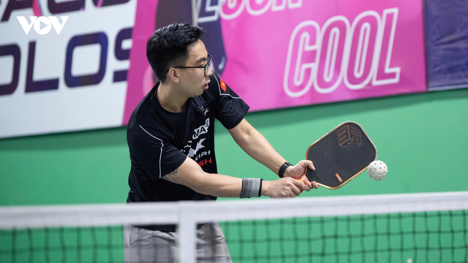 Nhập môn Pickleball: Hướng dẫn 2 kỹ thuật phản tạt và cách sử dụng hợp lý