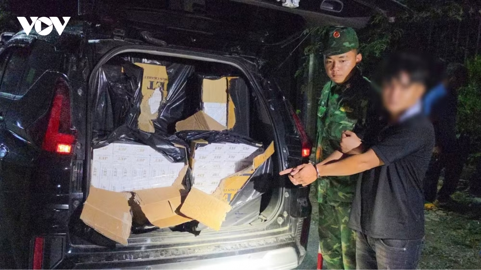 Bắt đối tượng nhập lậu 15.000 bao thuốc lá điếu ở Tây Ninh
