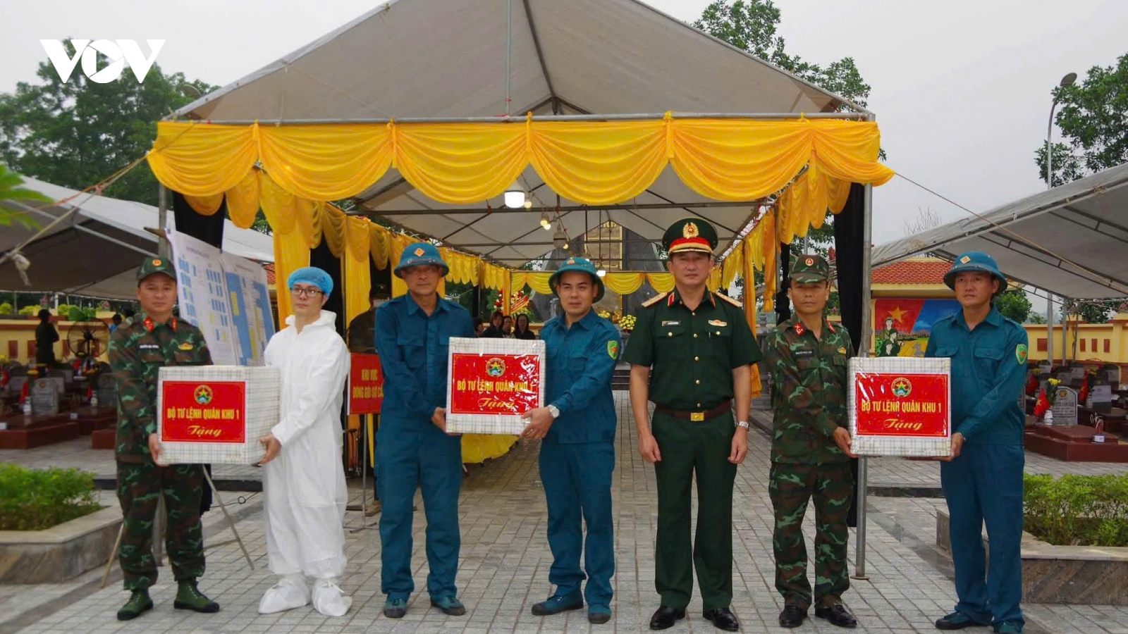 Thăm, động viên lực lượng thực hiện “Chiến dịch 500 ngày đêm” ở Thái Nguyên