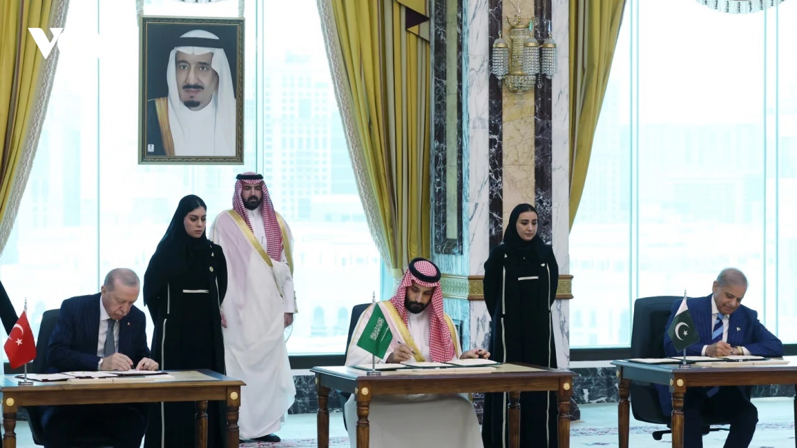 Saudi Arabia, Pakistan và Thổ Nhĩ Kỳ ký hiệp ước phòng thủ chung