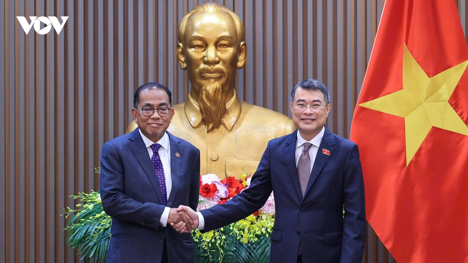 Thủ tướng Lê Minh Hưng tiếp Bộ trưởng Quốc phòng Malaysia