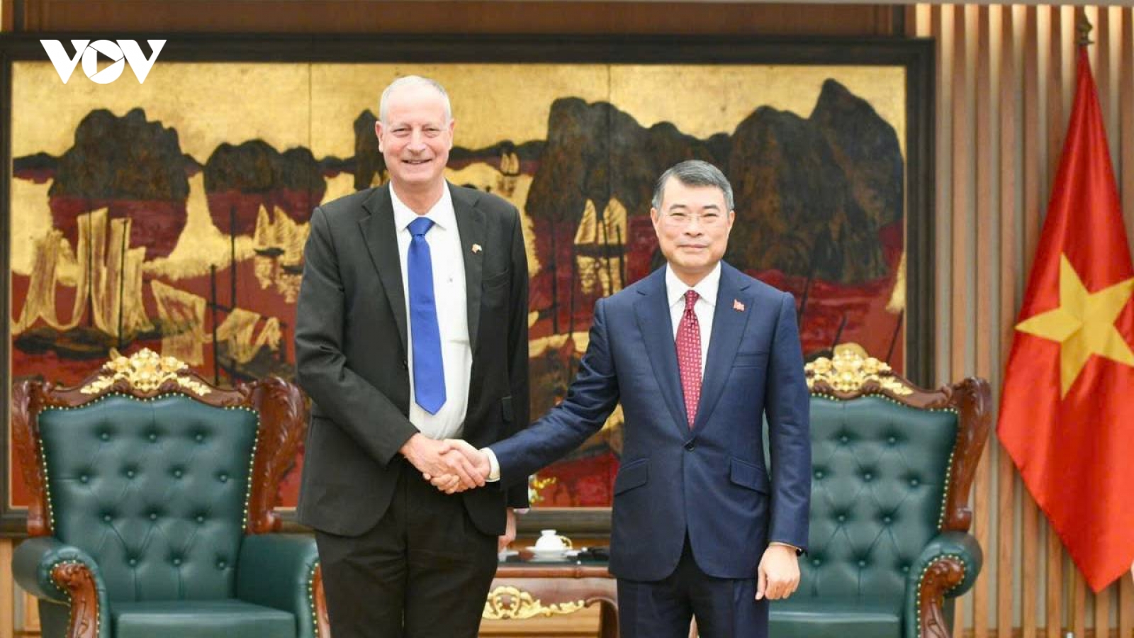 Thủ tướng Lê Minh Hưng tiếp Đại sứ Israel Yaron Mayer