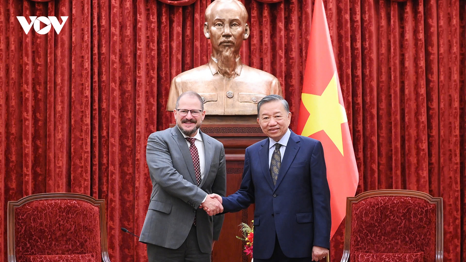 Qualcomm eyes Vietnam as a major global AI R&D hub for future growth