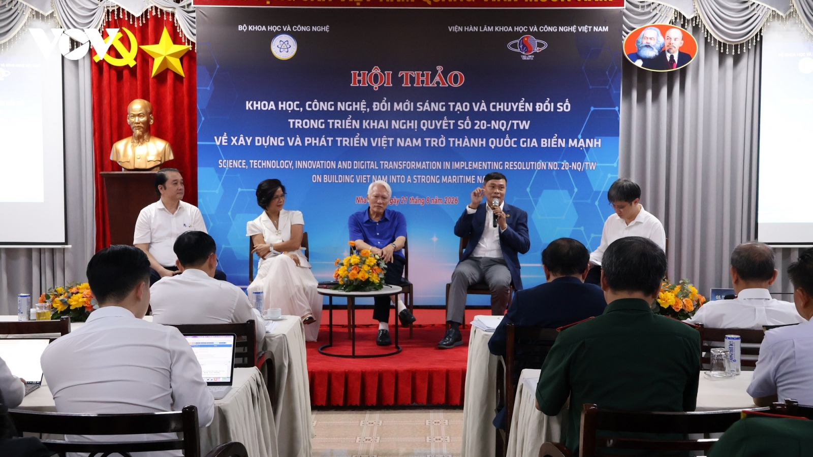 Làm chủ biển bằng khoa học, dữ liệu và công nghệ