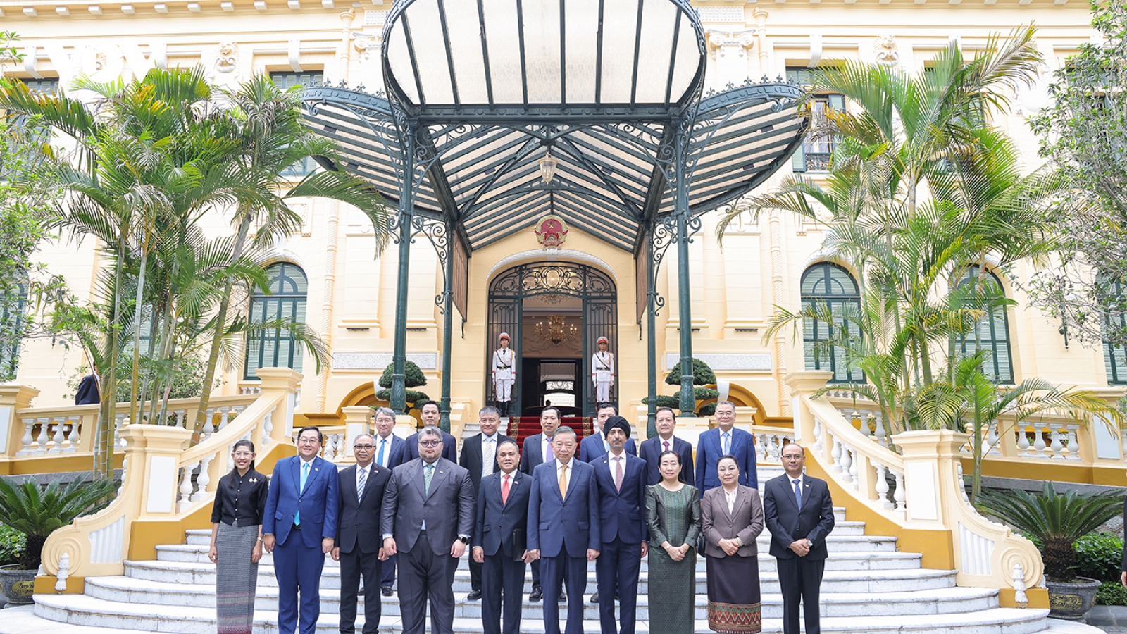 Tổng Bí thư, Chủ tịch nước Tô Lâm tiếp Đại sứ, Đại biện các nước ASEAN tại Hà Nội