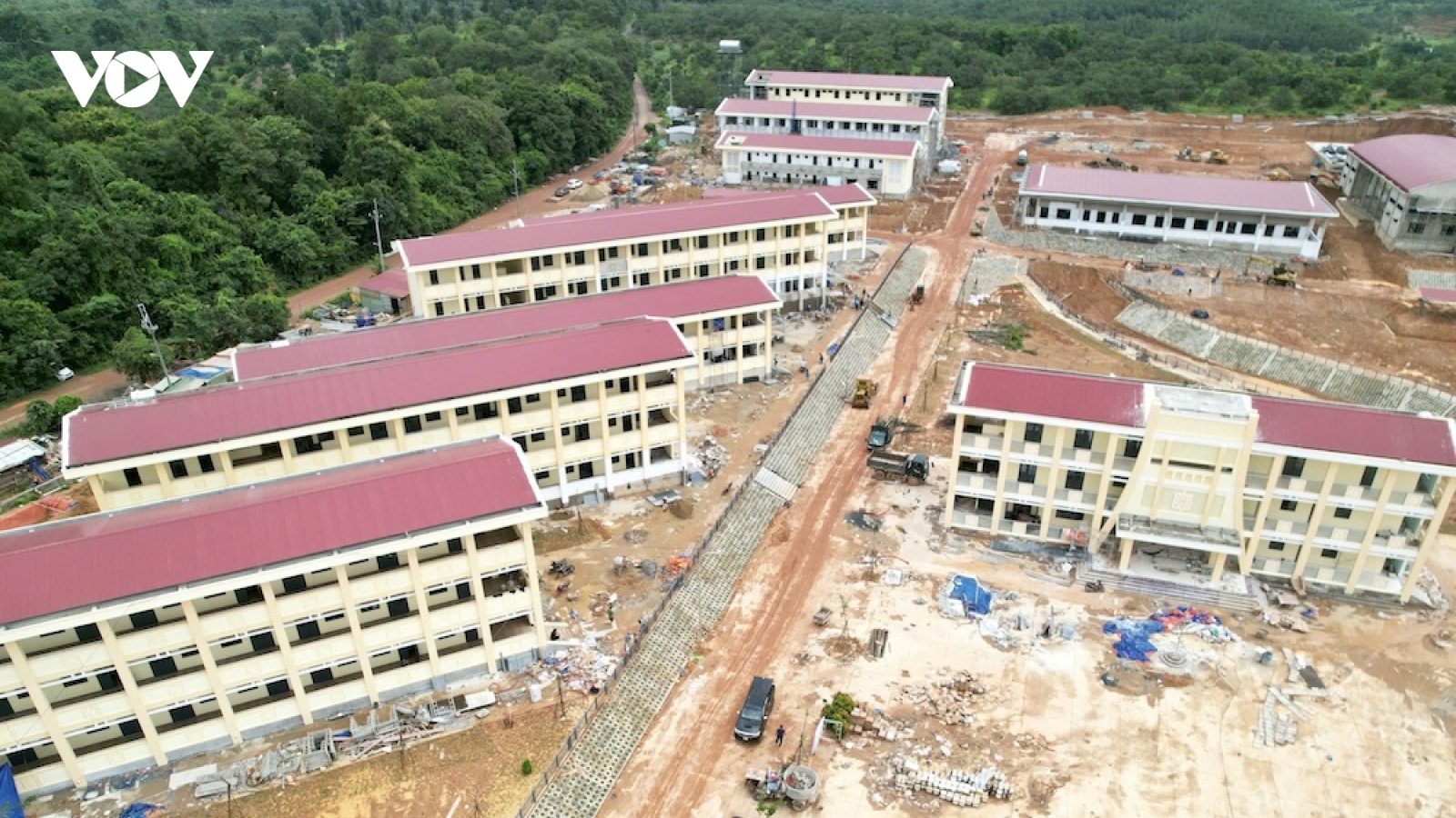 Diện mạo trường nội trú liên cấp ở biên giới Gia Lai trước ngày bàn giao