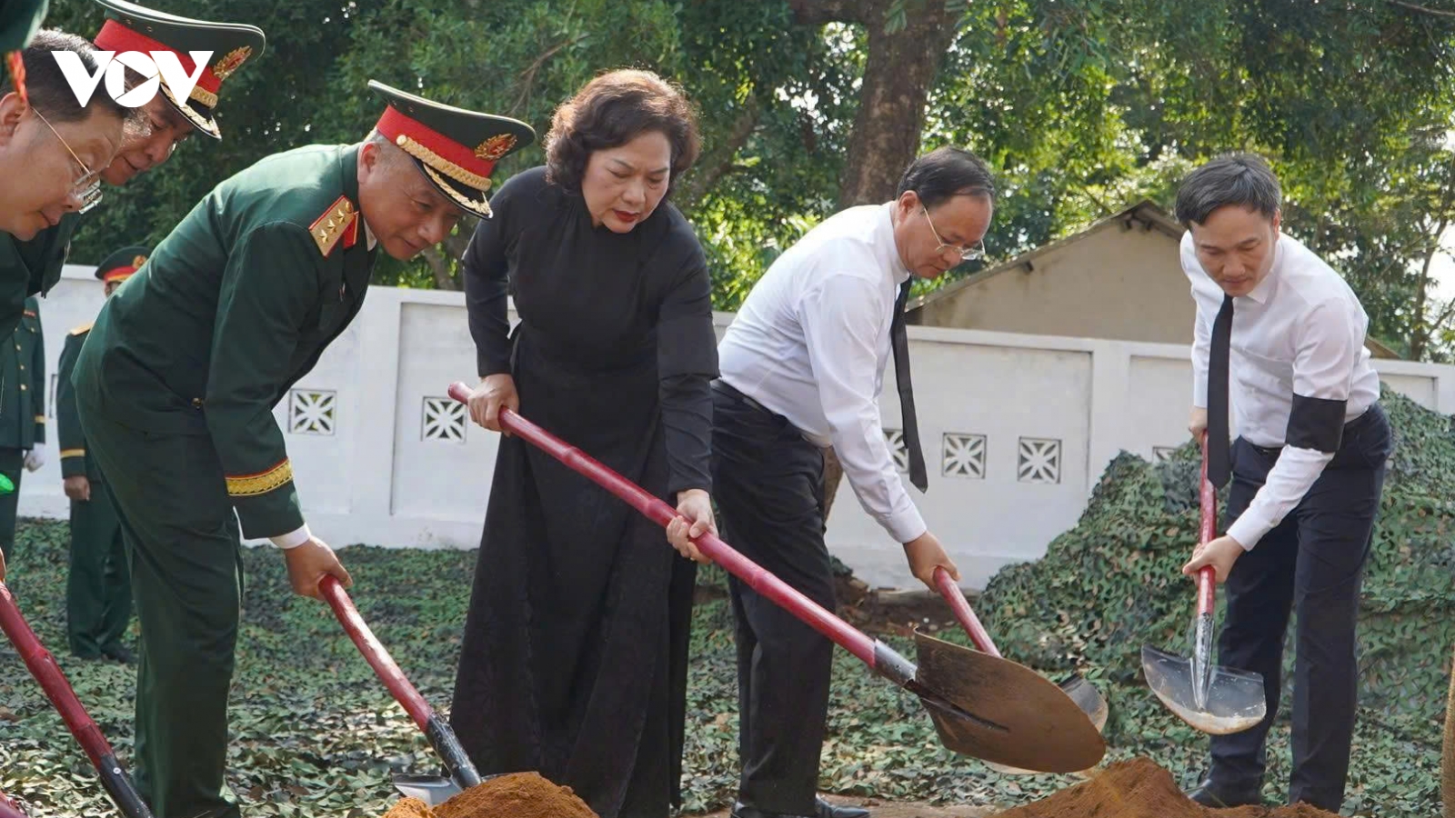 Lai Châu an táng, tiễn đưa hài cốt 47 liệt sĩ về nơi an nghỉ vĩnh hằng sau 75 năm