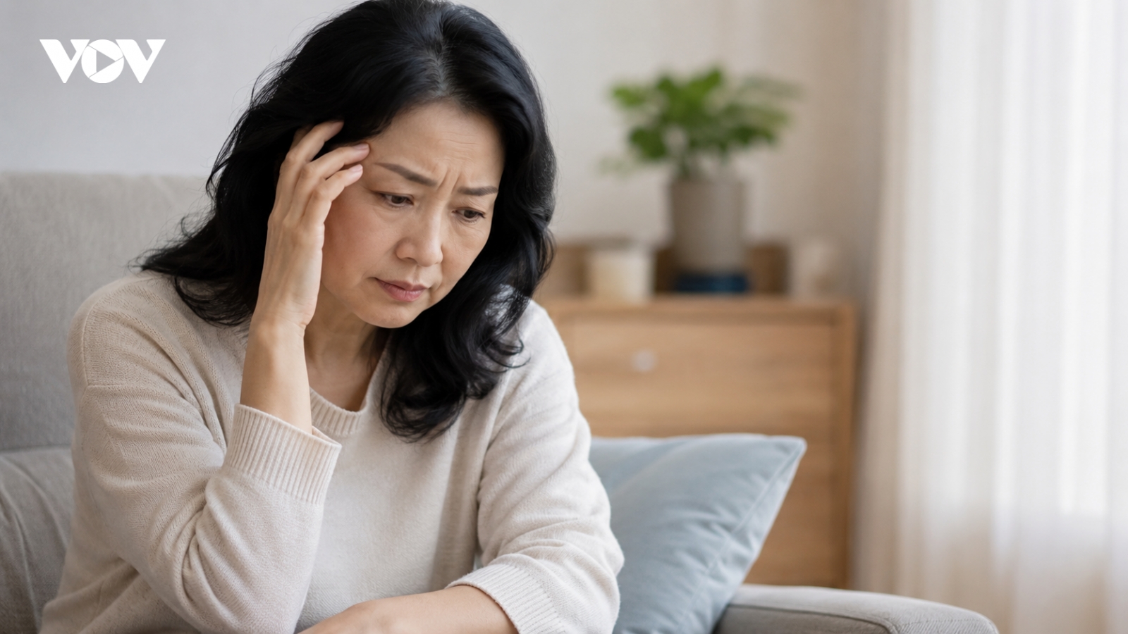 Vừa tiền mãn kinh, tôi bàng hoàng khi phát hiện đủ thứ bệnh
