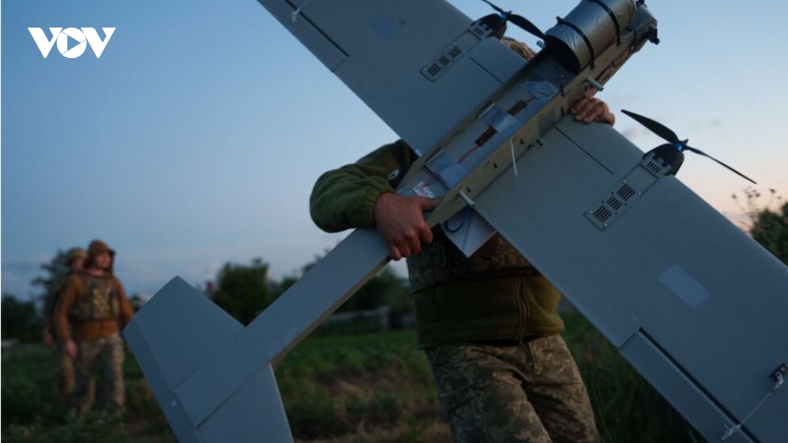 Ukraine mở đợt tập kích quy mô lớn, Nga bắn hạ 635 UAV